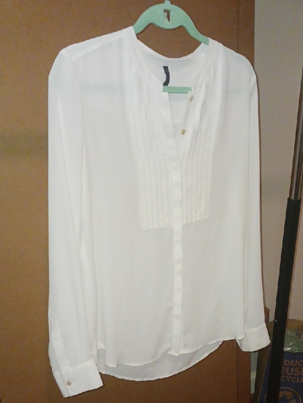 NYDJ White Pleated Front Long-Sleeve Blouse